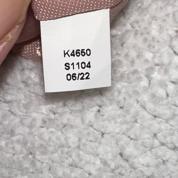 Kate Spade-Bailey Shoulder bag- vintage style pink-brand new without tags - Picture 12 of 12